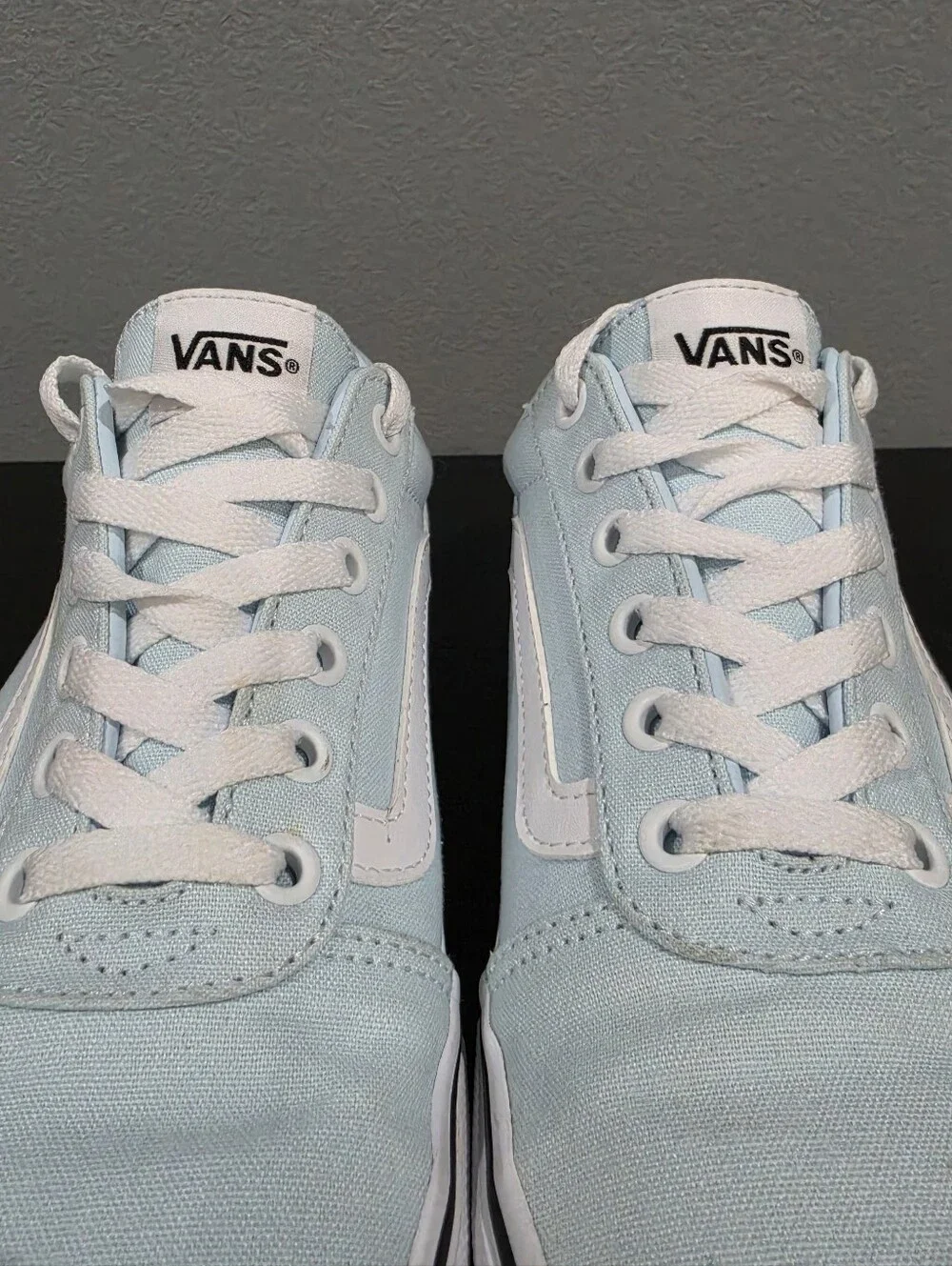 VANS Ward Delicate Blue Low Top Sneakers | Unisex Size W 9.5 / M 8